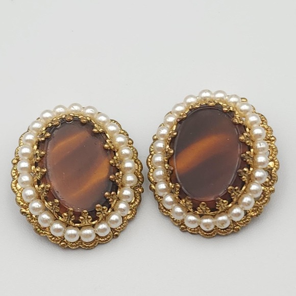 Vintage West Germany Amber Slag Porphyry Glass Faux Pearl Bead Clip‎ Earrings